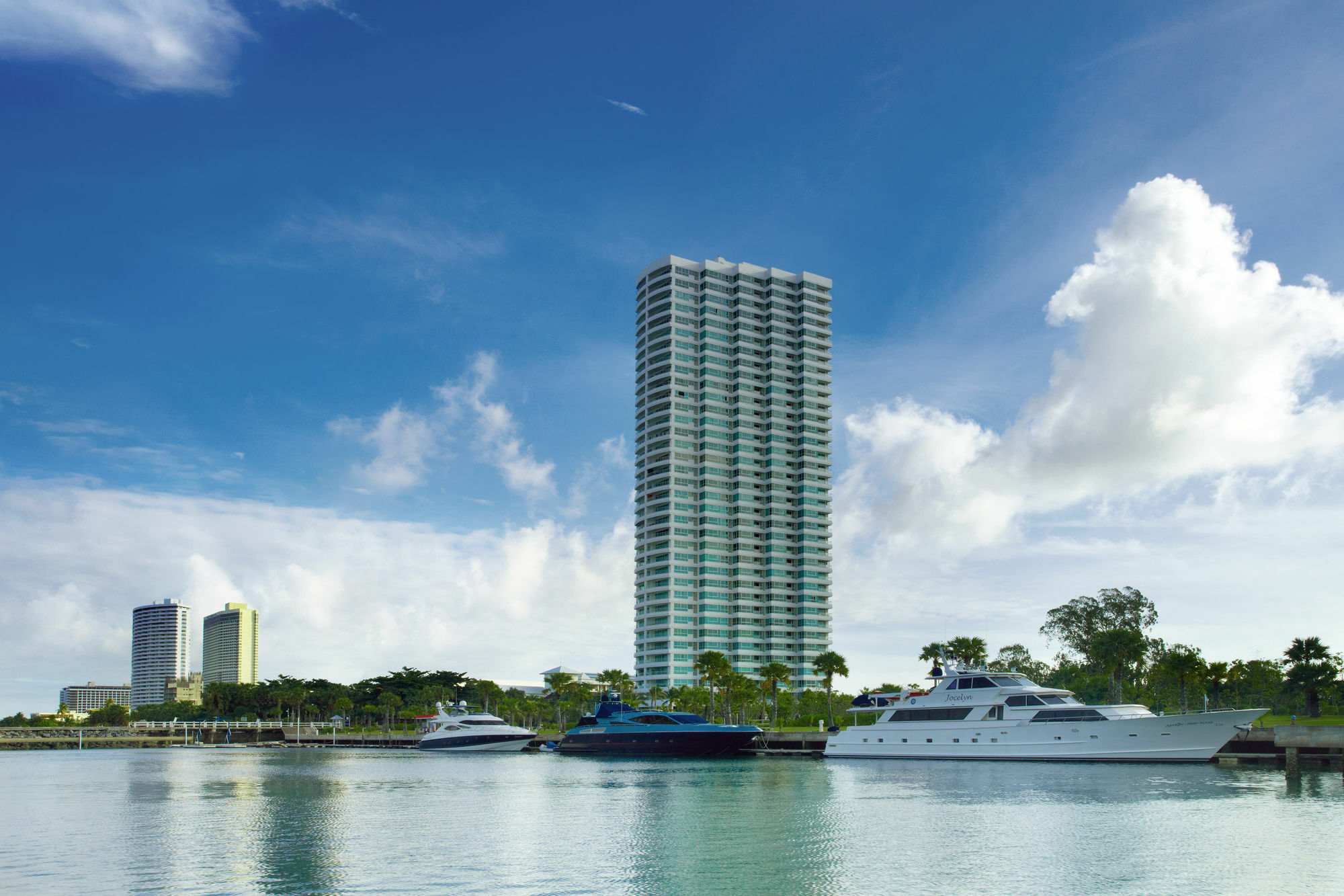 Ocean Marina Resort Pattaya Jomtien Na Chom Thian Exterior foto